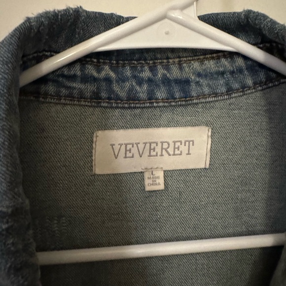 Veveret destructed denim jacket - Picture 7 of 7